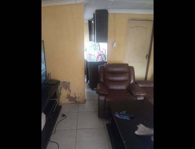 5 BEDROOM HOUSE FOR SALE IN RONDEBULT